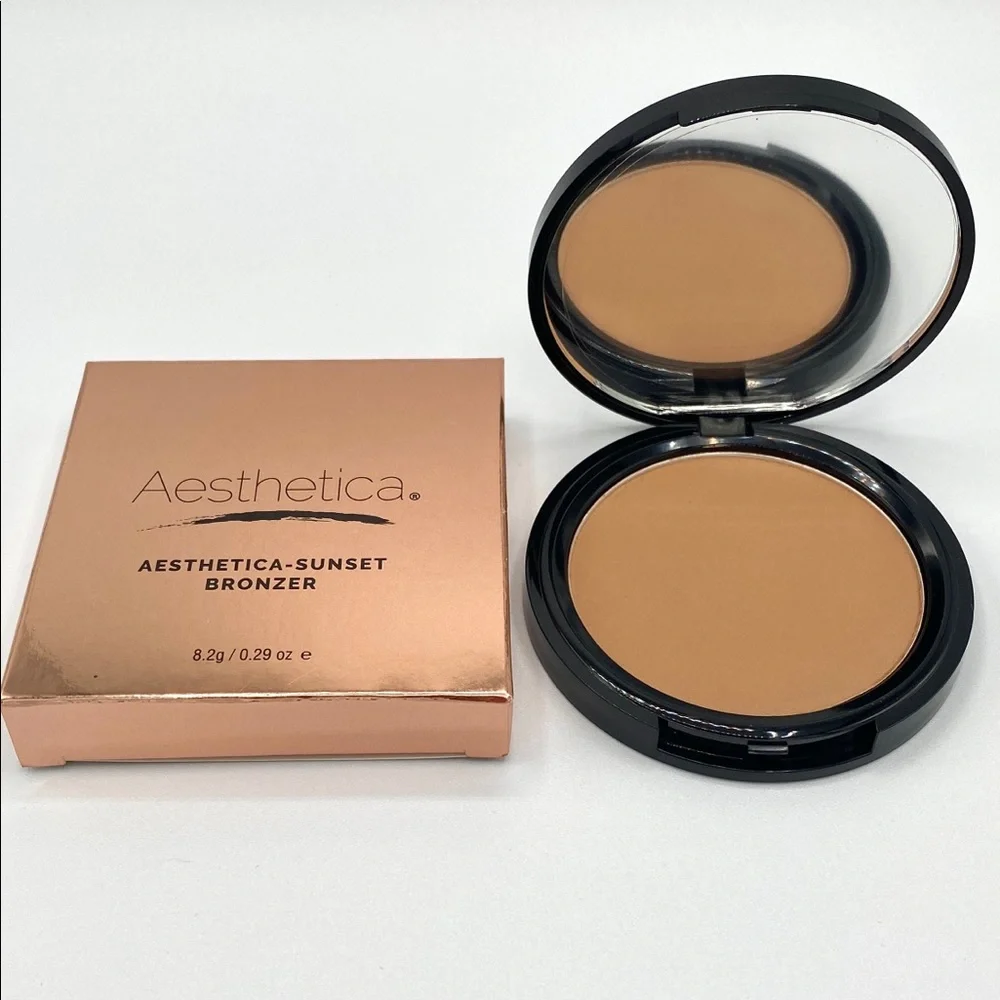 Aesthetica Sunset Bronzer Beachy Glow BNIB